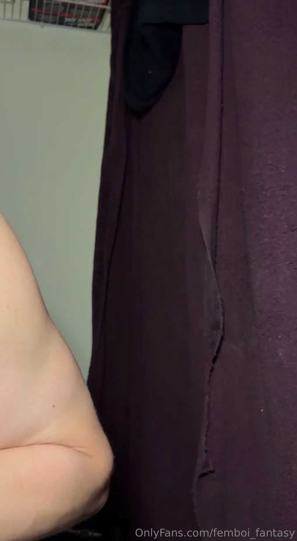 Just gave this dl some deepthroat until he came he was on duty late 