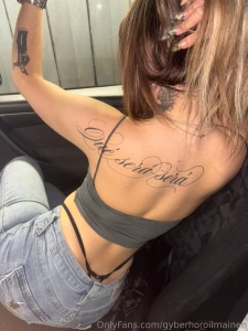 Nussisikko mua autossaki would you fuck me in a car part 1