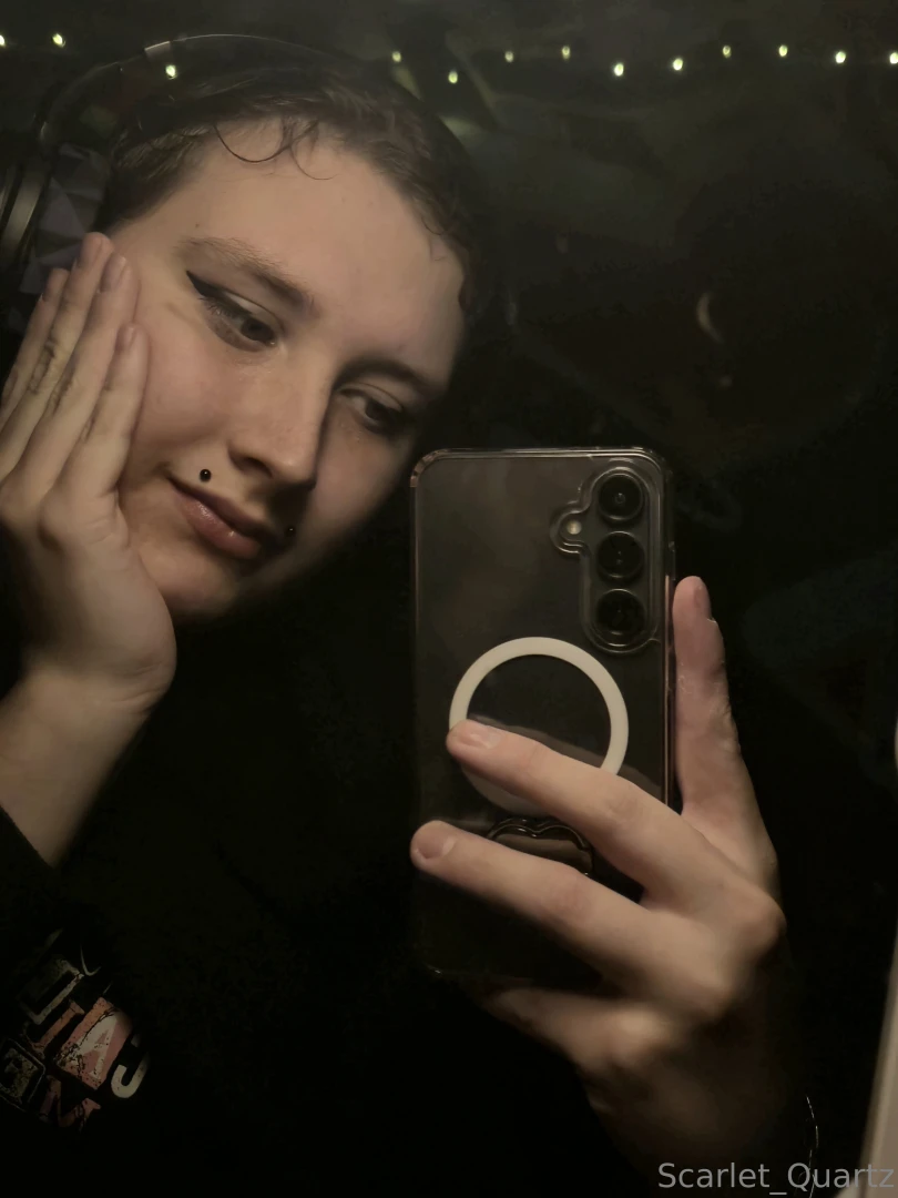 Doing make up at work feeling pretty tonight part 1 
