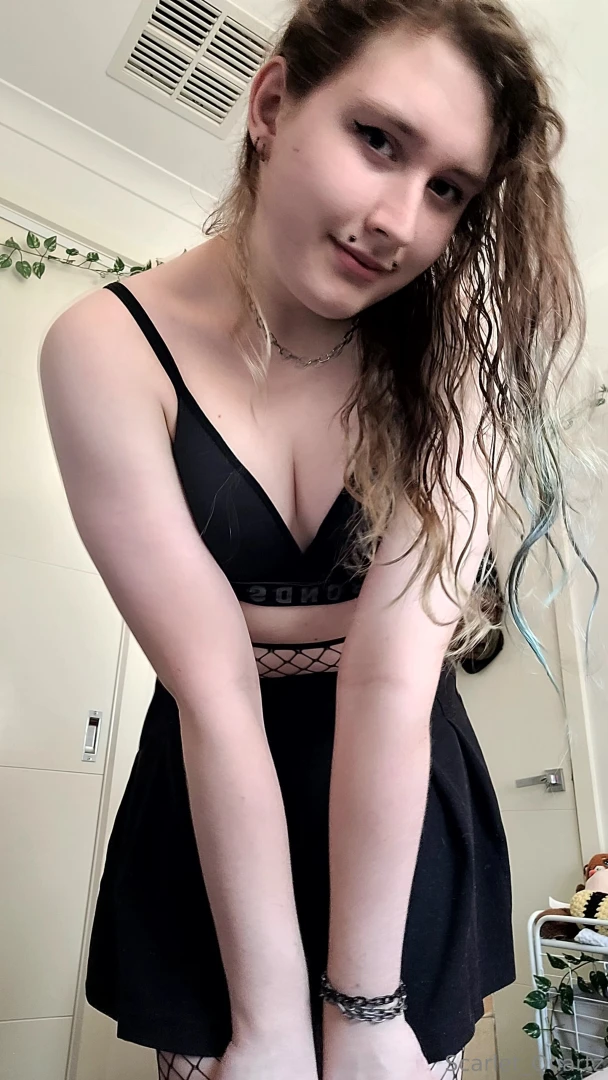 Im so so sorry for the lack of posting lately anyways here s some pics part 2 