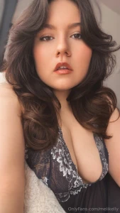 Embrasse moi partout part 1