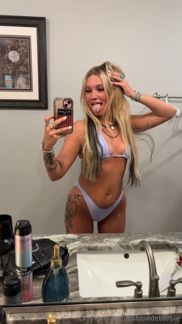 It s giving easter vibes 