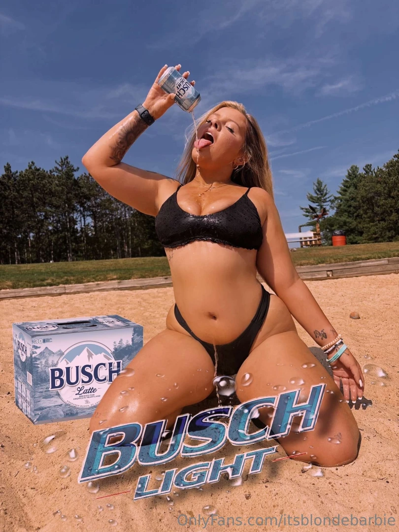 Cum check out this hot blonde milf ass fat you dont wanna miss out on part 1 