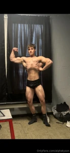 Bodybuilding photoshoot in my tight posing underwear limited to the part 3