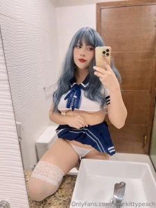 Should i post a booty pic or send it just to u privately tell me