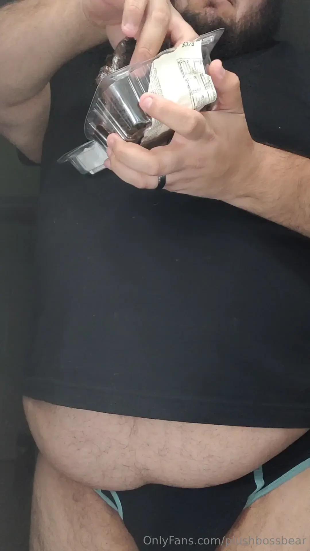 Short uh oh boss found your camera that you used to monitor his eating 