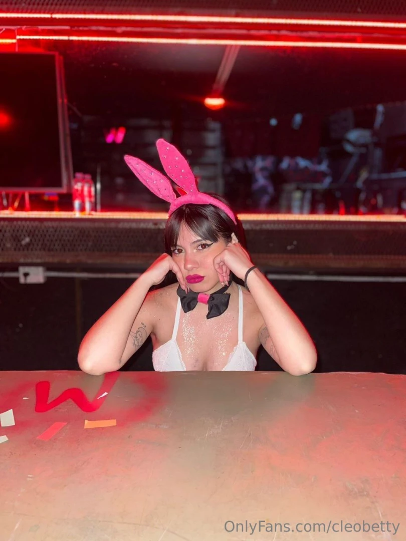 I know what you want i m just deciding when to give it to you 