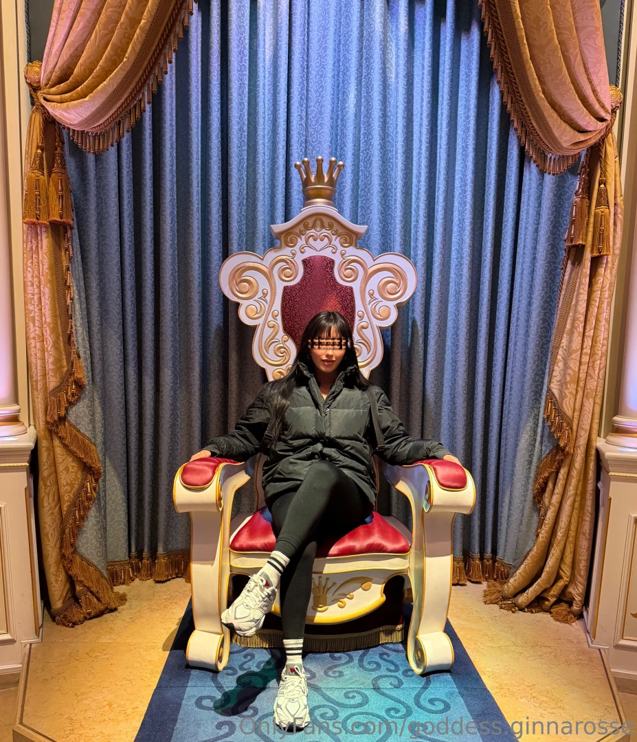 Disney tokyo kiss sniff suck my 