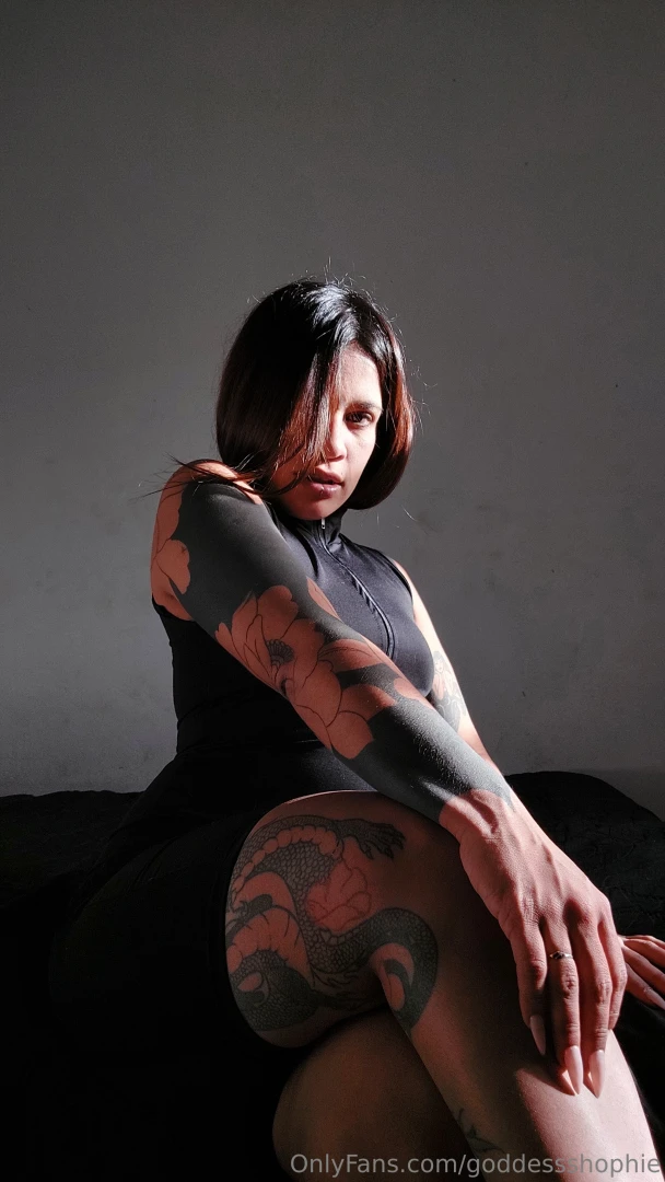 Begging doesn t look bad on you too bad it doesn t do any good 