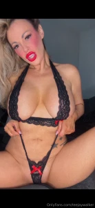 My pussy don t fit in these panties oooops