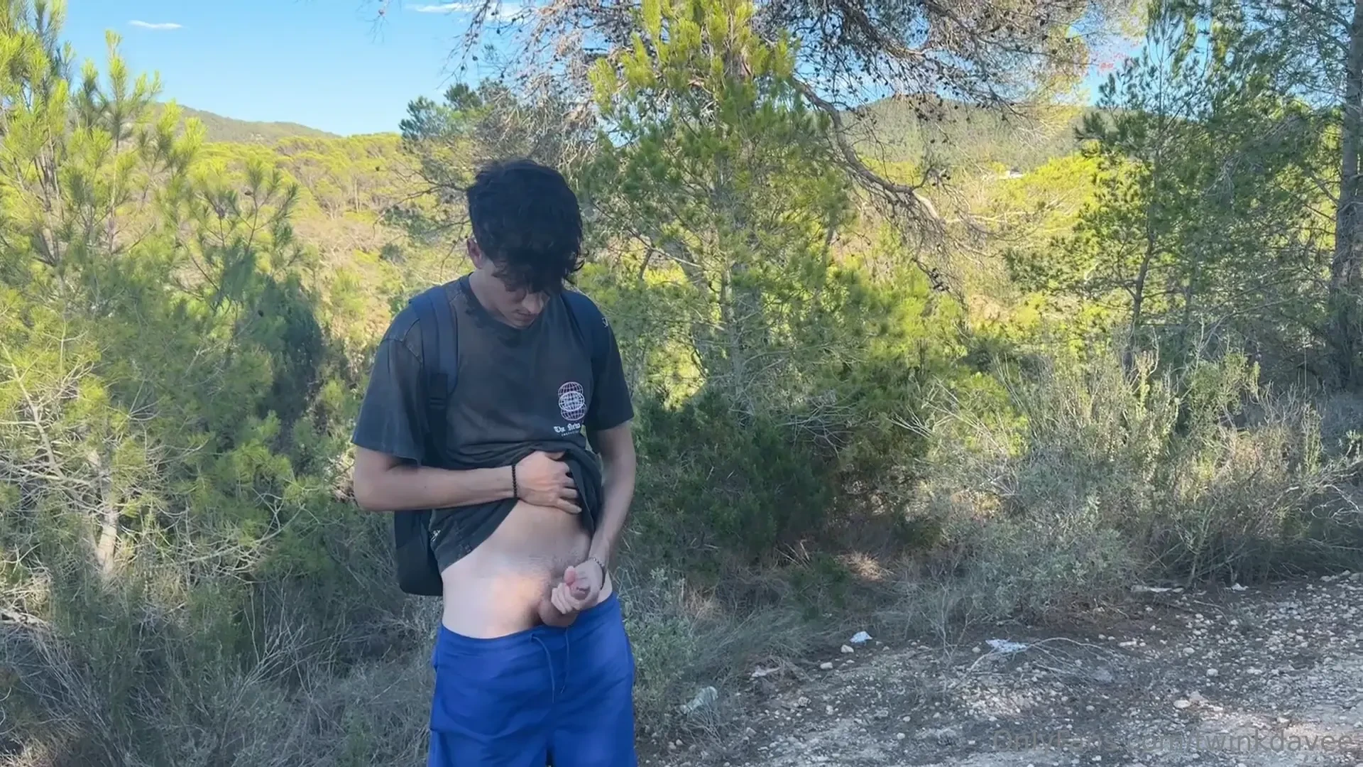 Jerk off and cum in the woods 