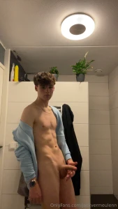 Hoodie s on guard s down you can see everything can t you bet you know part 2