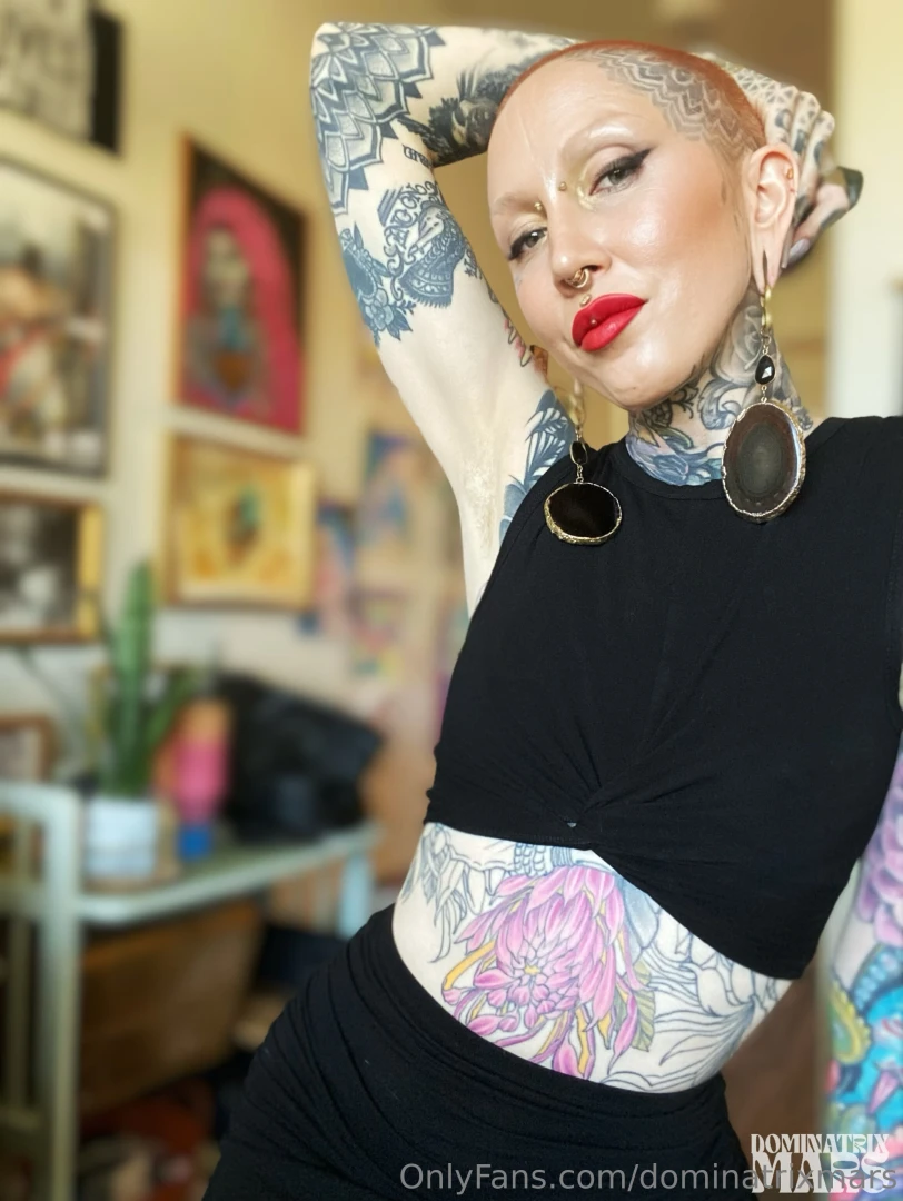 I am your soft domme mommy and disciplinarian daddy all wrapped up in 