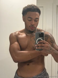 Starting over for yall i got sexy content coming and live on my paid