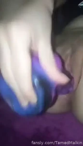 This was my first time taking a big dildo it stretched me so good you part 1