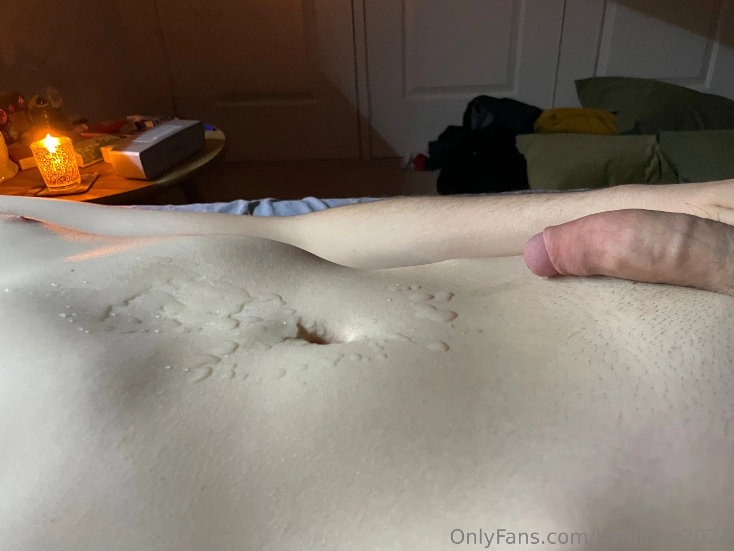 Covered myself in cum last night part 1 