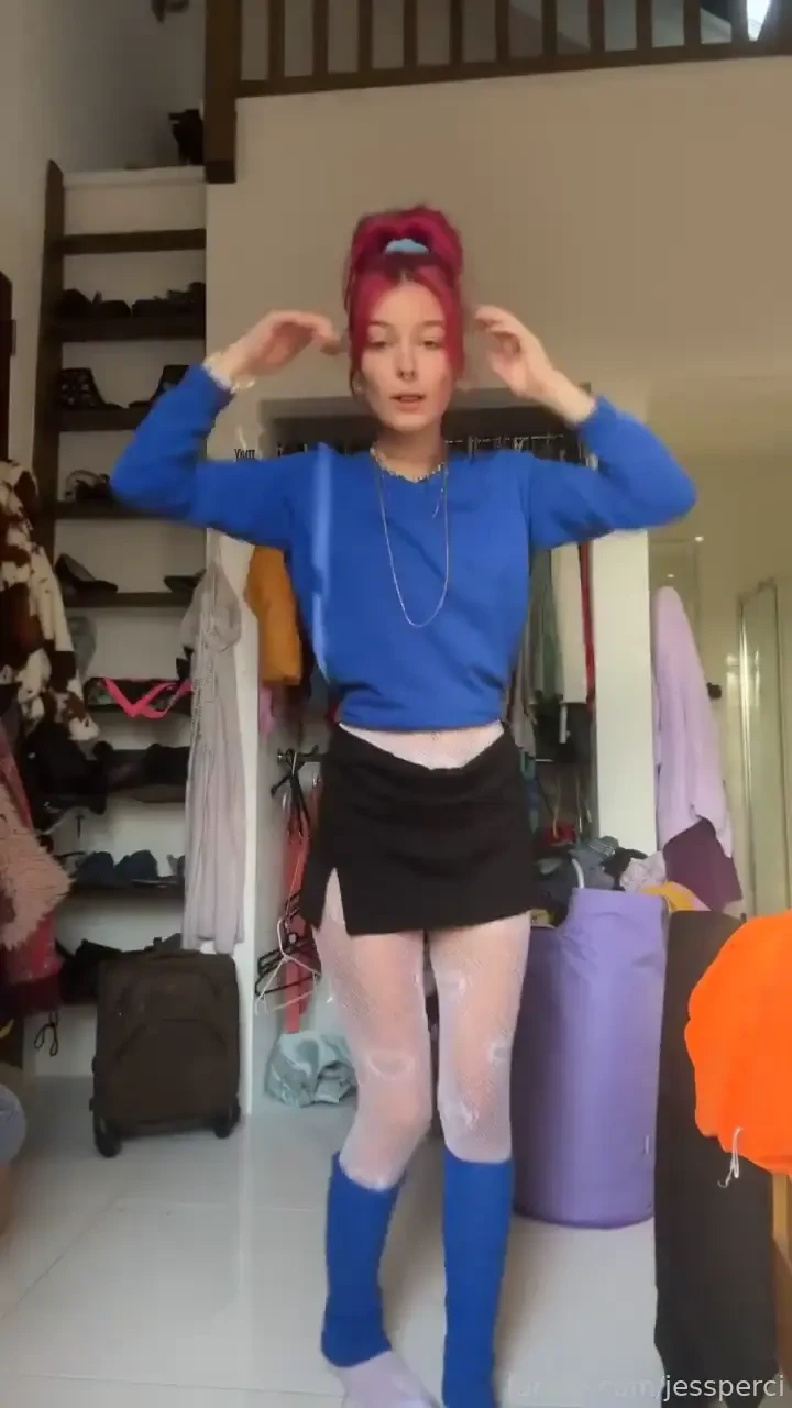 Obsessed with these tights 