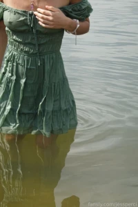 Some photos from a recent photoshoot not edited but still cute part 15