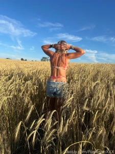 My hubbys crops are looking amazing it got very in the field last part 12
