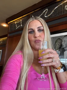 1st drink of the day who wants to buy me a drink talk dirty to me tip part 1