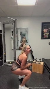 Love to squat keeping the tight what do you think of my new workout part 1