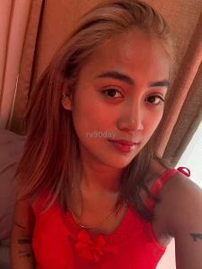 What colour looks best on me