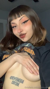 Some boobies to get u through the rest of your day part 7