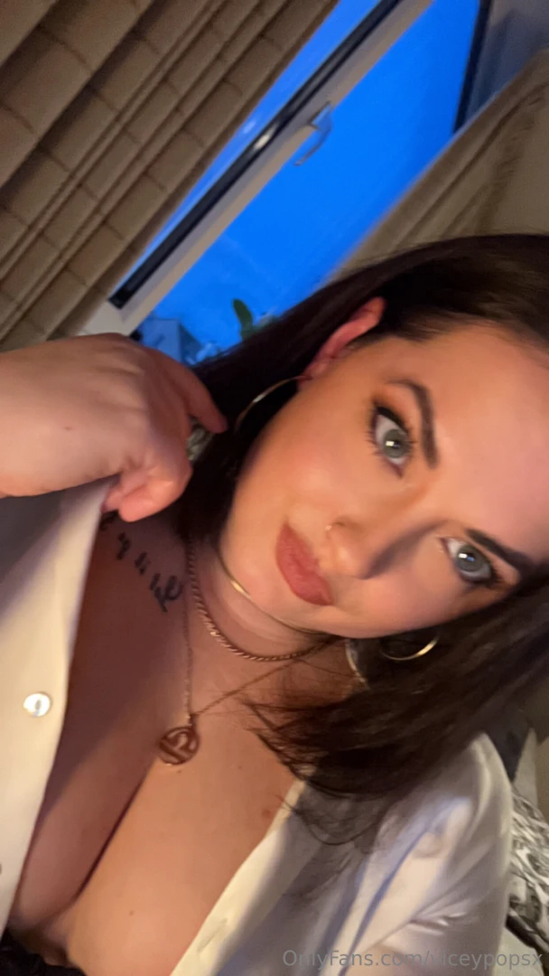 Do you like the new hair cut 