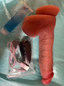 One of my fans sent me this in the mail who s ready to see me make my