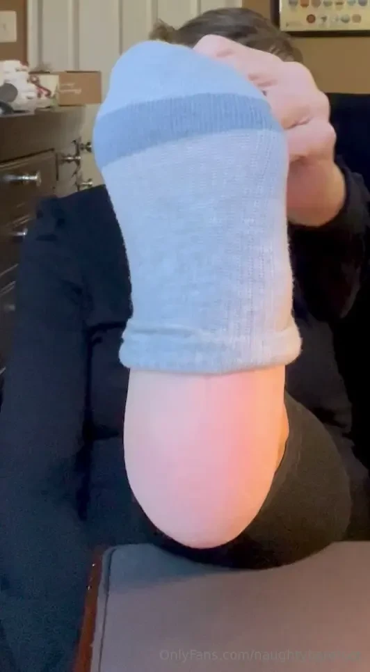 Sock reveal and toe wiggles and meaty pink soft sole 