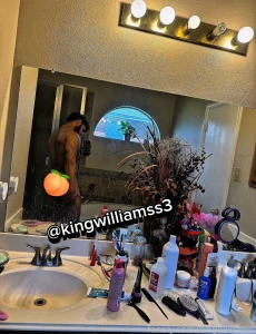 Come take a shower with big king fyp ass dick