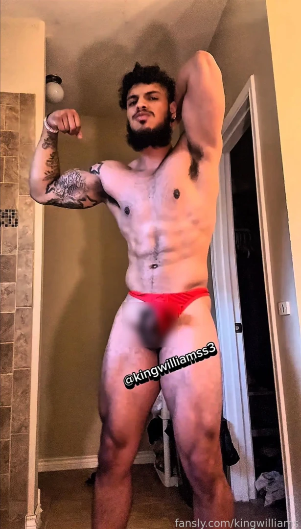 King flexes and releases a massive load in this masterpiece fyp 