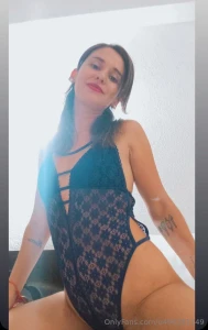 Tip me 10 and i ll send a package valued at 300 directly to your inbox part 1