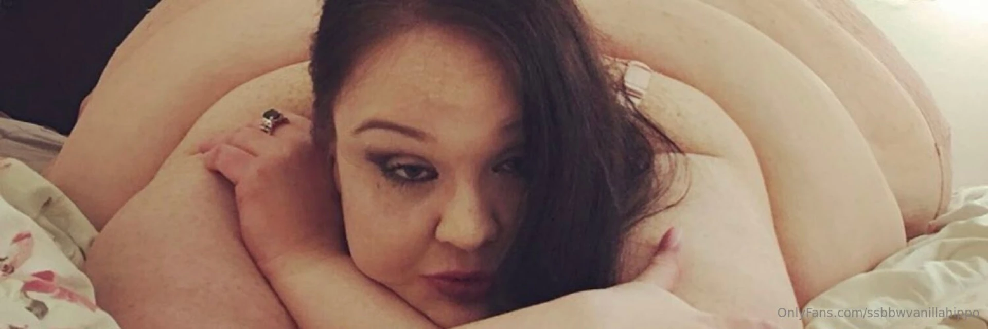 Does your belly hang low does it wobble to and fro can you tie it in a part 30 