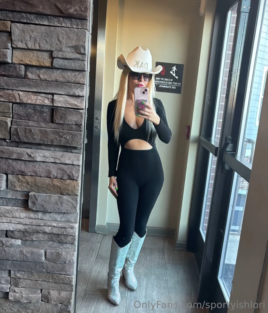 Thank you to all of my followers your support is ahhhhmazing love you 