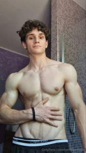 Just flexing today part 2