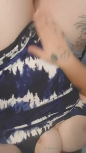 Playing with my clit before i go to sleep
