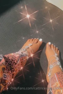 I love to be fucked while u suck on my toes