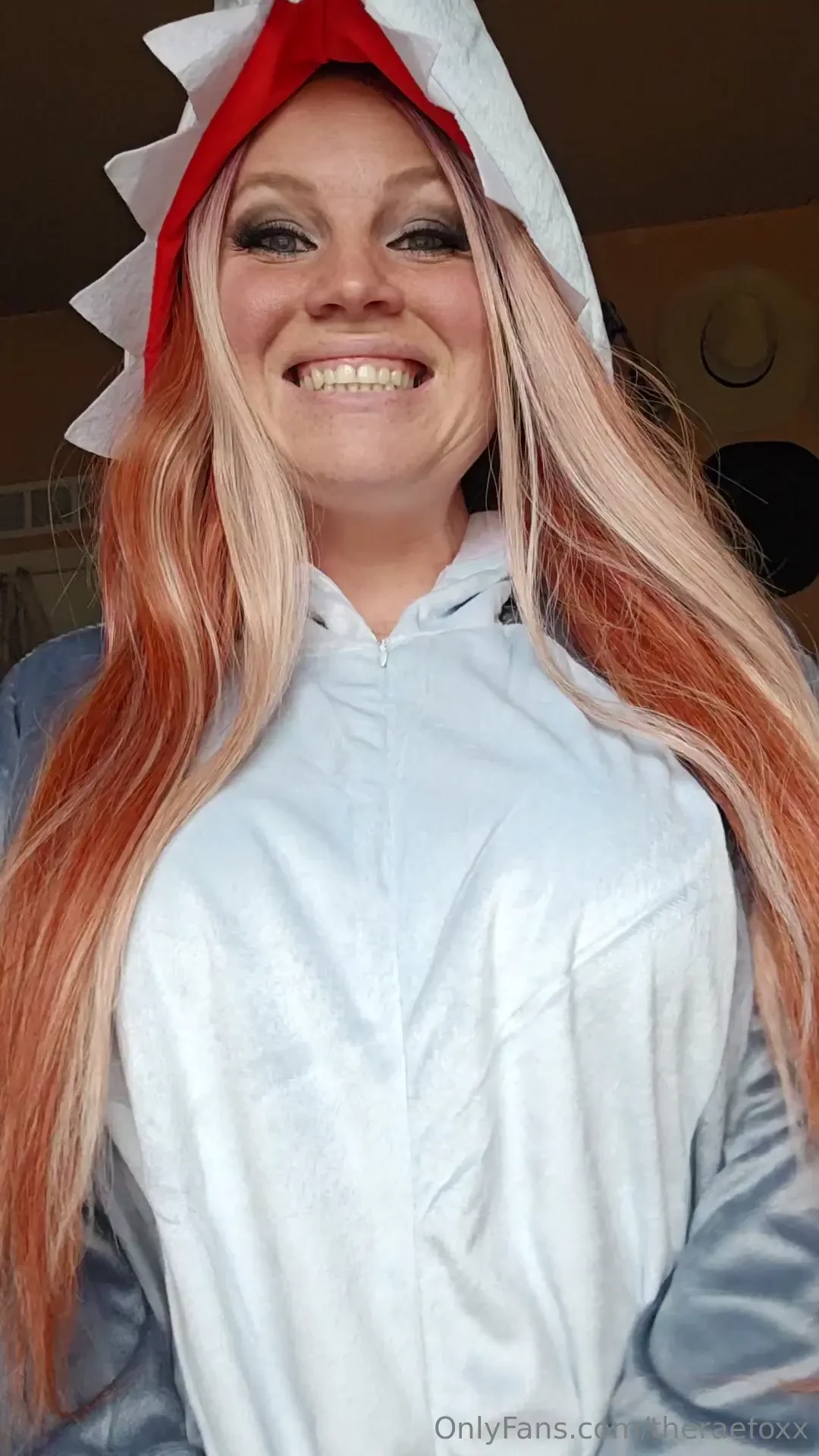 Not what you expected hehe fun fact about me i loooove sharks 