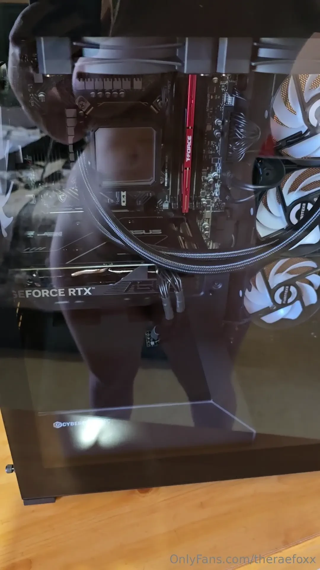 I finally upgraded my pc i needed it so bad and i am loving it so much 