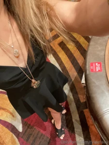 Which dress should i wear on our date part 2