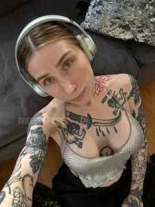 Es warten hunderte nudes ein gratis facial sextape auf inkedsophiie