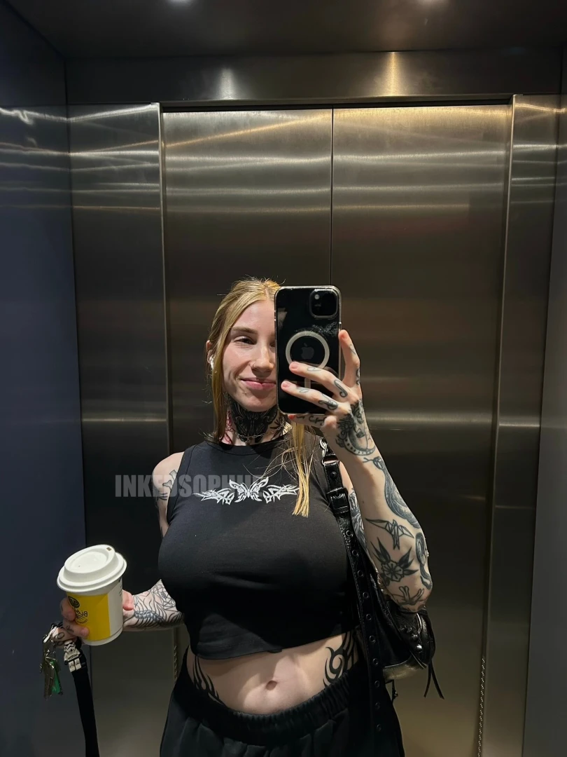 Gratis facial und solo sextape sobald du inkedsophiie abonnierst 