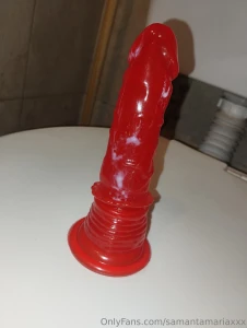 Do u wanna see how i play with my dildo tip 5 and get 5 nudes playing