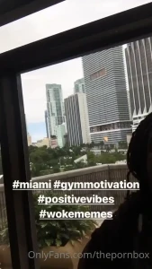 Who woke up in miami lol shoutout to all my fans in the city mad love