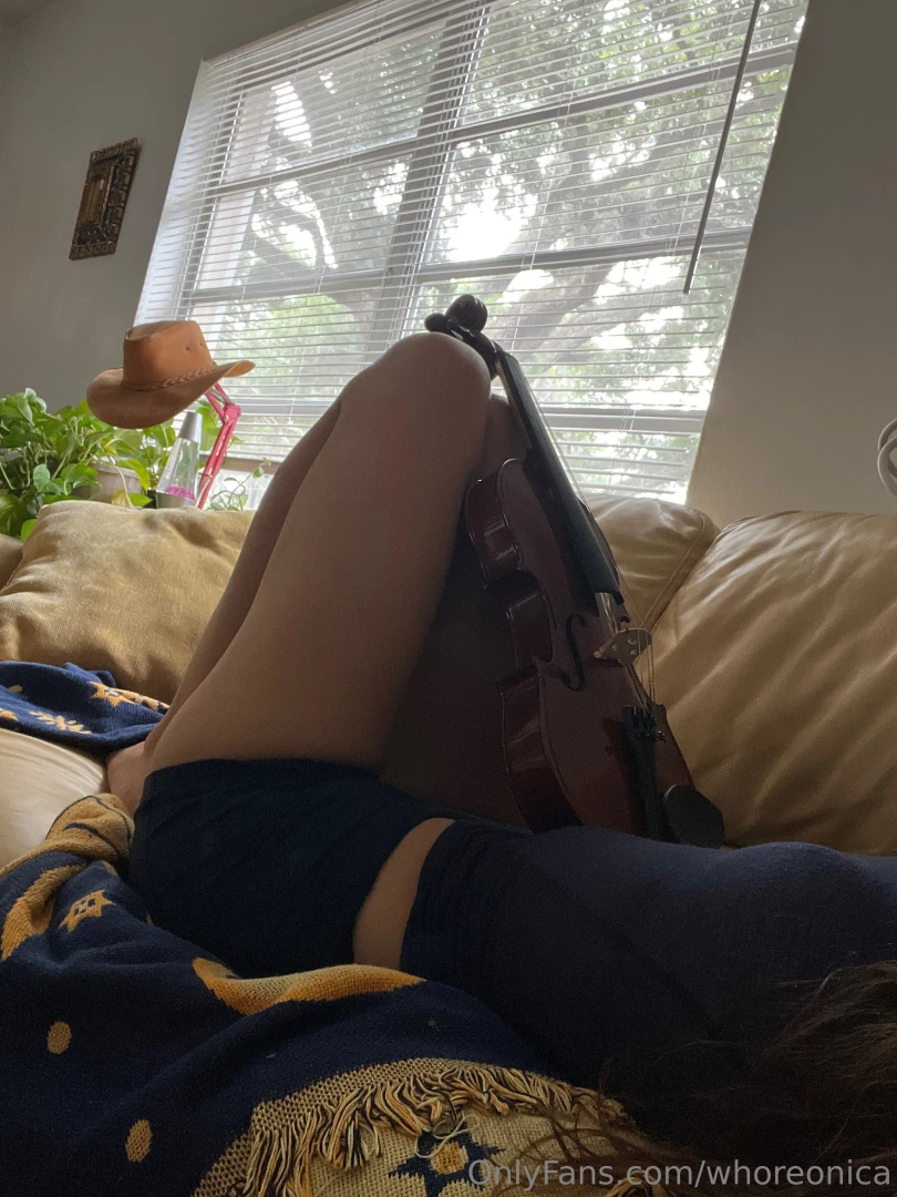Can one of u pay for my violin classes 