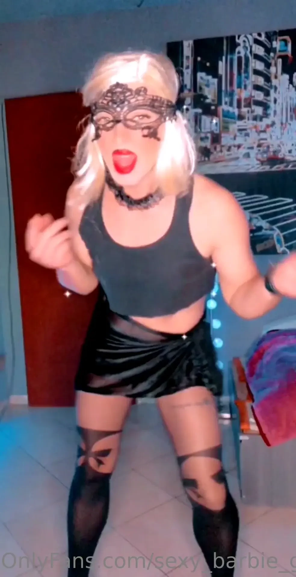 Love dancing my favourite song dance with me daddy or tip me to dance 