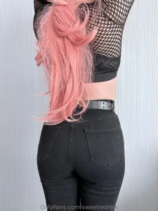 Here s a preview for you boys school and goth nicole my nicole wig is