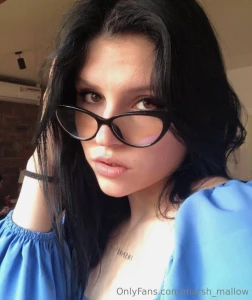 Hi everyone my name is maria i will be madly happy to see you in my