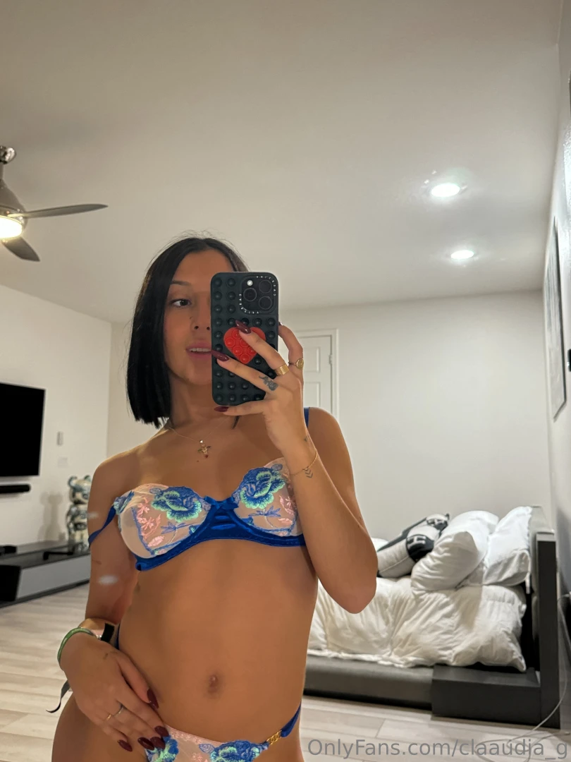 I put this on just for you do you like it or should i take it off nbsp 